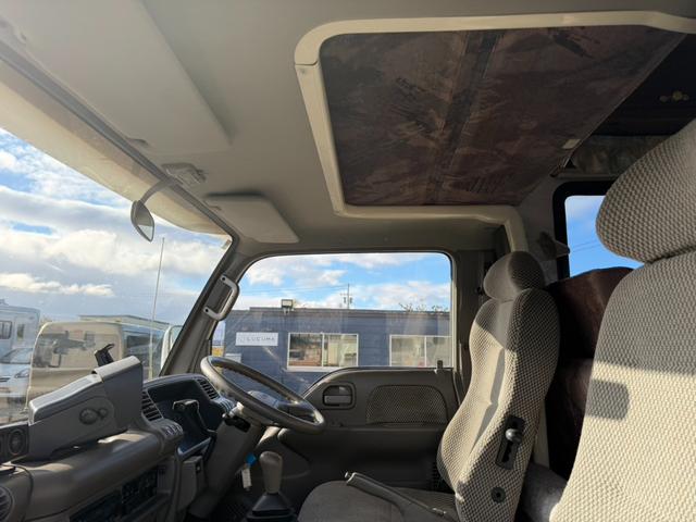 エルフトラック キャンピングカー・４ＷＤ　キャブコン・ディーゼル・４ＷＤ・ヨコハマモーターセールス・バンクベット・シンク・コンロ・エアコン・パワステ・パワーウインドウ（33枚目）