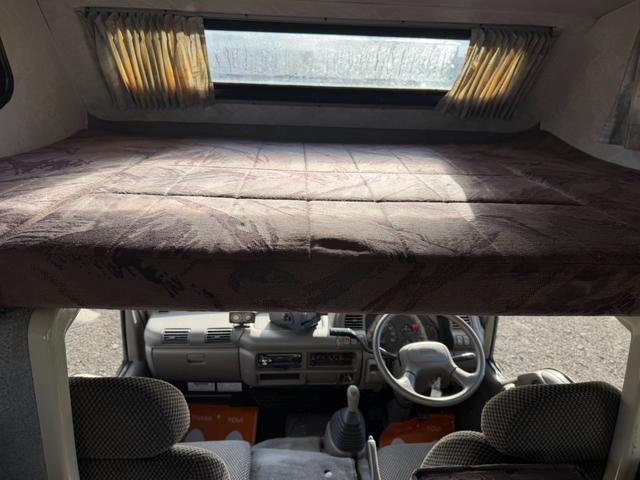 エルフトラック キャンピングカー・４ＷＤ　キャブコン・ディーゼル・４ＷＤ・ヨコハマモーターセールス・バンクベット・シンク・コンロ・エアコン・パワステ・パワーウインドウ（43枚目）
