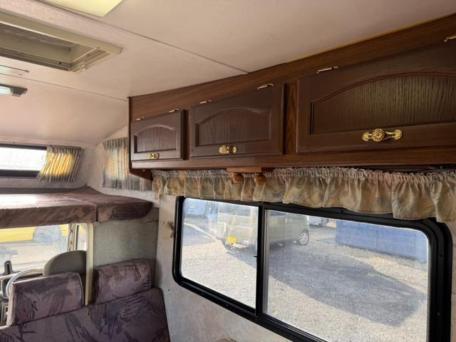 エルフトラック キャンピングカー・４ＷＤ　キャブコン・ディーゼル・４ＷＤ・ヨコハマモーターセールス・バンクベット・シンク・コンロ・エアコン・パワステ・パワーウインドウ（50枚目）