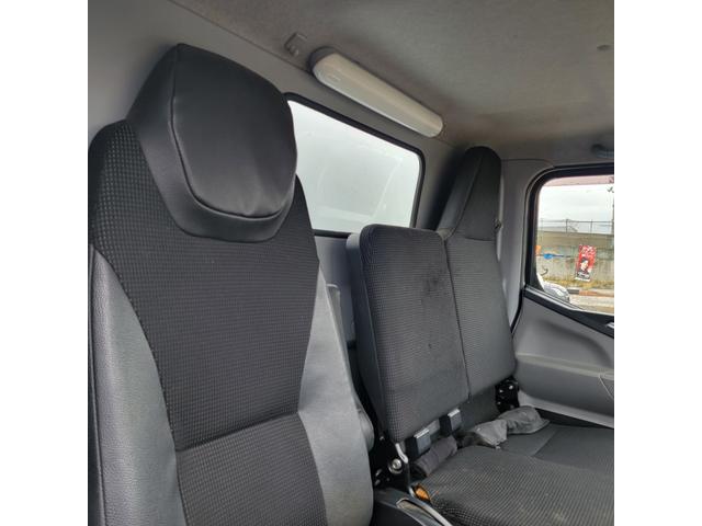 キャンター パネルバン・ディーゼル・4WD・オートマチック・バックカメラ・エアコン・パワステ・パワーウインドウ(26枚目)