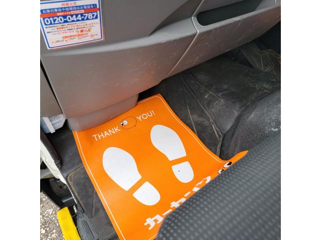 キャンター パネルバン・ディーゼル・4WD・オートマチック・バックカメラ・エアコン・パワステ・パワーウインドウ(33枚目)