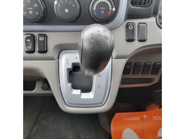 キャンター パネルバン・ディーゼル・4WD・オートマチック・バックカメラ・エアコン・パワステ・パワーウインドウ(37枚目)