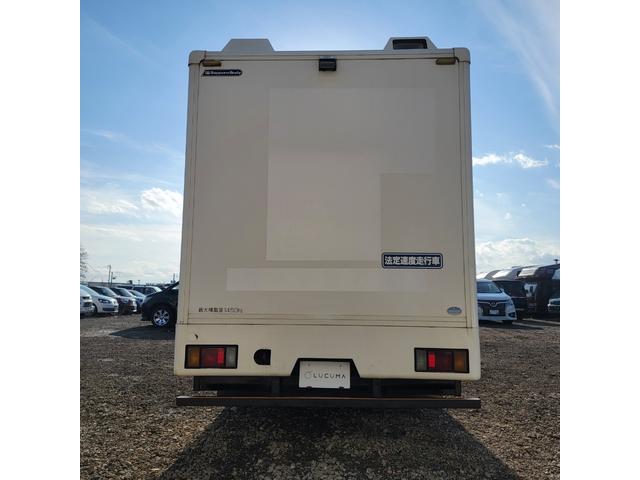 エルフトラック 　バン・移動販売車・４ＷＤ・ディーゼル・ショーケース・冷凍庫・リアヒーター・エアコン・パワステ・パワーウインドウ（7枚目）