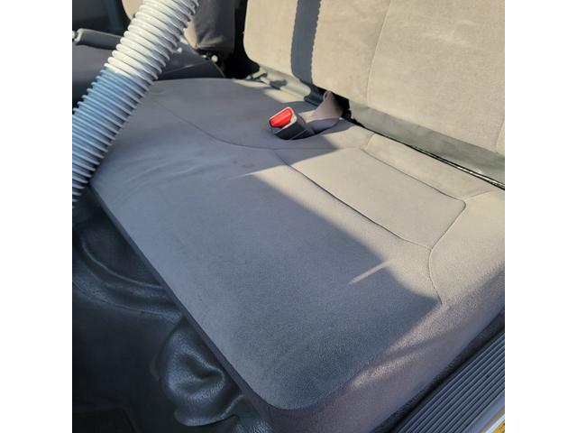 エルフトラック 　バン・移動販売車・４ＷＤ・ディーゼル・ショーケース・冷凍庫・リアヒーター・エアコン・パワステ・パワーウインドウ（32枚目）