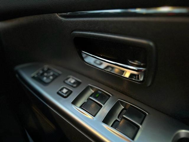 ＲＶＲ Ｇ　４ＷＤ／ナビ／バックカメラ／予防安全技術ｅアシスト／車検整備付き／アップルあんしんライト保証１年付き／ＬＥＤヘッドライト／クルコン／パドルシフト／ＥＴＣ／後側方車両検知警報システム／スマートキー／（32枚目）