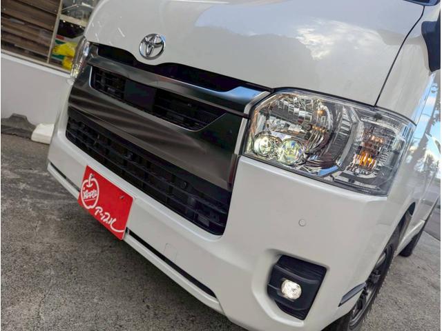 ハイエースバン ロングスーパーＧＬ　ダークプライムＳ　パノラミックビューモニター／デジタルインナーミラー／両側パワースライドドア／ＬＥＤヘッドランプ／イルミネーテッドエントリー／本革巻ステアリング／ＬＥＤフォグ／ルーフレール／ＡＣ１００Ｖ電源（24枚目）