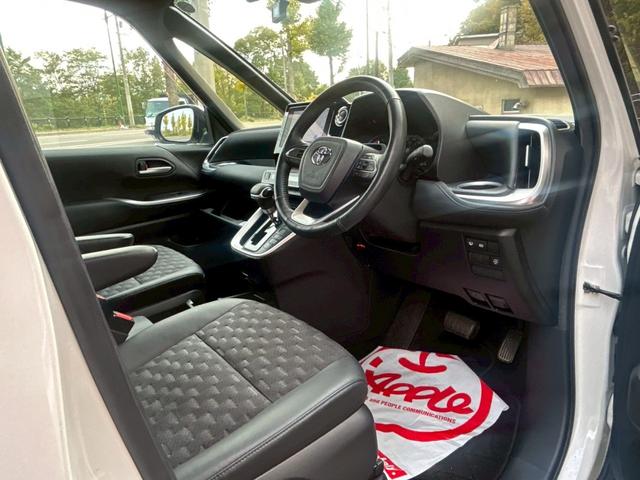 ヴォクシー S-Z 両側パワースライドドア/ナビ/パノラミックビューモニター/LEDヘッドライト/ETC/ドライブレコーダー/オートハイビーム/シートヒーター/ステアリングヒーター/クルーズコントロール/純正AW(32枚目)