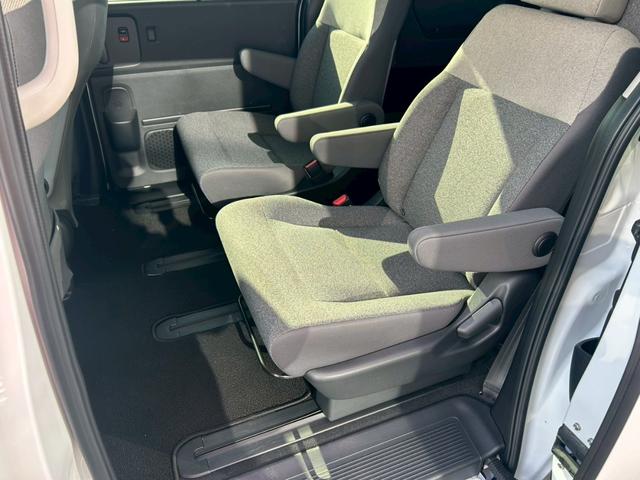 フリード エアー 純正ナビ/TV/バックカメラ/両側パワースライドドア/LEDヘッドライト/アダプティブクルーズコントロール/衝突被害軽減ブレーキ/車線維持支援システム/オートエアコン/シートヒーター(35枚目)