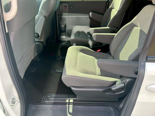 フリード エアー 純正ナビ/TV/バックカメラ/両側パワースライドドア/LEDヘッドライト/アダプティブクルーズコントロール/衝突被害軽減ブレーキ/車線維持支援システム/オートエアコン/シートヒーター(37枚目)