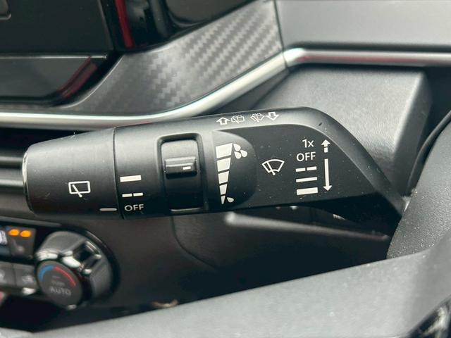 ノート Ｘ　ＦＯＵＲ　ナビ／バックカメラ／シートヒーター／ＥＴＣ／ステアリングヒーター／プッシュスタート／オートエアコン／オートブレーキホールド／ドラレコ／オートハイビーム／オートライト／ＵＳＢ／クリアランスソナー（35枚目）