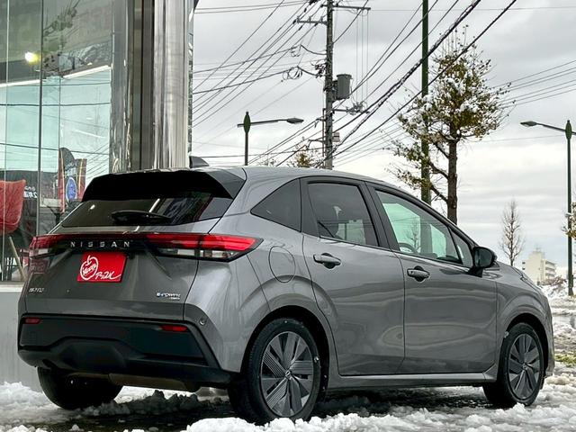 ノート X FOUR ナビ/バックカメラ/シートヒーター/ETC/ステアリングヒーター/スマートキー/オートエアコン/オートブレーキホールド/ドライブレコーダー/オートハイビーム/オートライト/USB/クリアランスソナー(4枚目)