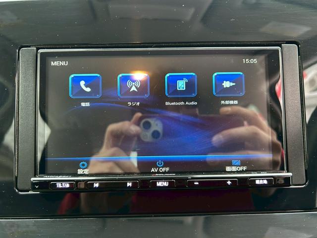 ノート X FOUR ナビ/バックカメラ/シートヒーター/ETC/ステアリングヒーター/スマートキー/オートエアコン/オートブレーキホールド/ドライブレコーダー/オートハイビーム/オートライト/USB/クリアランスソナー(12枚目)