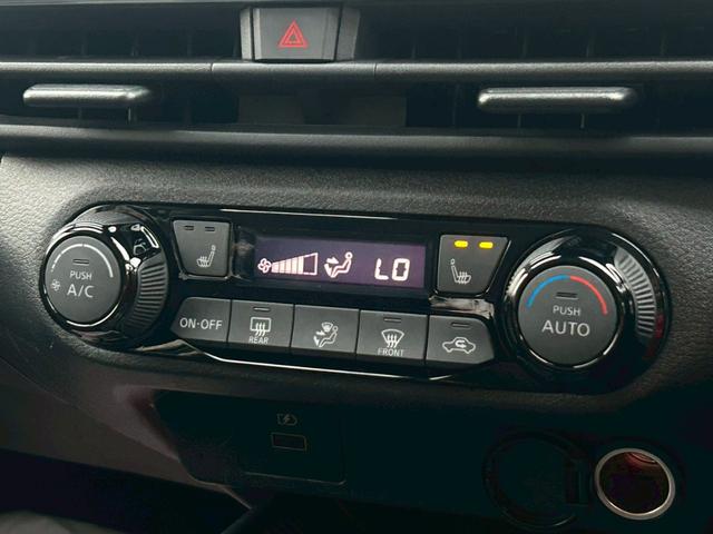 ノート X FOUR ナビ/バックカメラ/シートヒーター/ETC/ステアリングヒーター/スマートキー/オートエアコン/オートブレーキホールド/ドライブレコーダー/オートハイビーム/オートライト/USB/クリアランスソナー(16枚目)