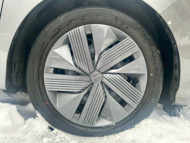 ノート X FOUR ナビ/バックカメラ/シートヒーター/ETC/ステアリングヒーター/スマートキー/オートエアコン/オートブレーキホールド/ドライブレコーダー/オートハイビーム/オートライト/USB/クリアランスソナー(51枚目)