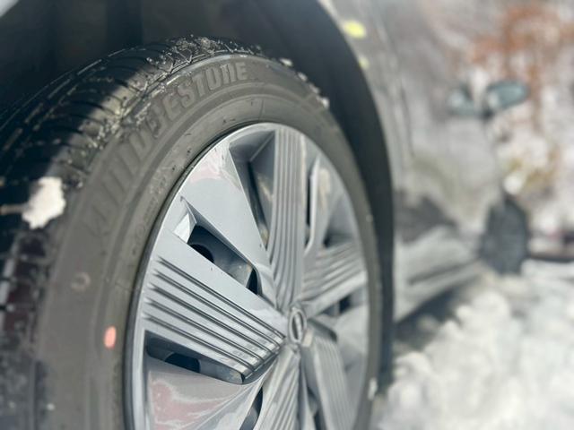 ノート Ｘ　ＦＯＵＲ　ナビ／バックカメラ／シートヒーター／ＥＴＣ／ステアリングヒーター／スマートキー／オートエアコン／オートブレーキホールド／ドラレコ／オートハイビーム／オートライト／ＵＳＢ／クリアランスソナー（16枚目）