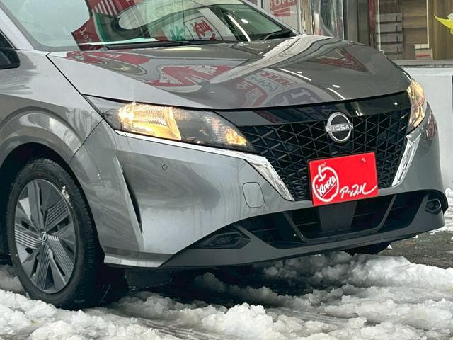 ノート Ｘ　ＦＯＵＲ　ナビ／バックカメラ／シートヒーター／ＥＴＣ／ステアリングヒーター／スマートキー／オートエアコン／オートブレーキホールド／ドラレコ／オートハイビーム／オートライト／ＵＳＢ／クリアランスソナー（42枚目）