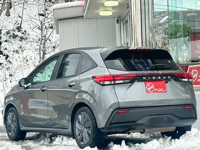 ノート Ｘ　ＦＯＵＲ　ナビ／バックカメラ／シートヒーター／ＥＴＣ／ステアリングヒーター／スマートキー／オートエアコン／オートブレーキホールド／ドラレコ／オートハイビーム／オートライト／ＵＳＢ／クリアランスソナー（47枚目）