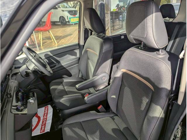 セレナ ハイウェイスターＶ　プロパイロット／純正ナビ／ＬＥＤヘッドライト／アラウンドビューモニター／両側パワースライドドア／デジタルインナーミラー／シートヒーター／ステアリングヒーター／純正アルミホイール／オートハイビーム（33枚目）