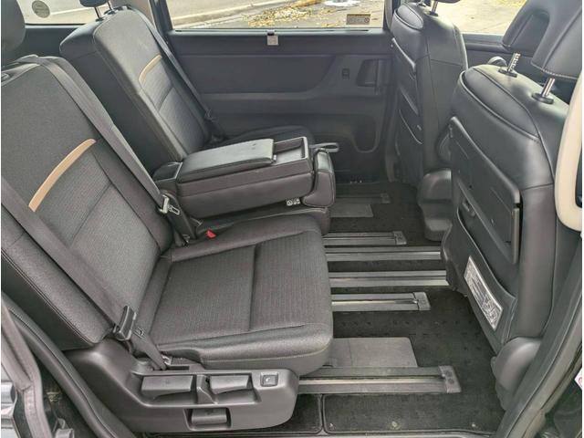 セレナ ハイウェイスターＶ　プロパイロット／純正ナビ／ＬＥＤヘッドライト／アラウンドビューモニター／両側パワースライドドア／デジタルインナーミラー／シートヒーター／ステアリングヒーター／純正アルミホイール／オートハイビーム（35枚目）