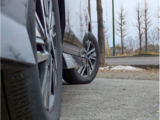 セレナ ハイウェイスターＶ　プロパイロット／純正ナビ／ＬＥＤヘッドライト／アラウンドビューモニター／両側パワースライドドア／デジタルインナーミラー／シートヒーター／ステアリングヒーター／純正アルミホイール／オートハイビーム（46枚目）