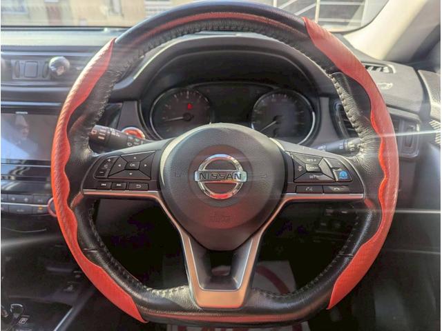 エクストレイル ２０Ｘｉ　プロパイロット／ＬＥＤヘッドライト／アラウンドビューモニター／パワーバックドア／スマートキー／プッシュスタート／シートヒーター／オートエアコン／４ＷＤ／横滑り防止（5枚目）