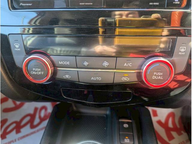 エクストレイル ２０Ｘｉ　プロパイロット／ＬＥＤヘッドライト／アラウンドビューモニター／パワーバックドア／スマートキー／プッシュスタート／シートヒーター／オートエアコン／４ＷＤ／横滑り防止（16枚目）