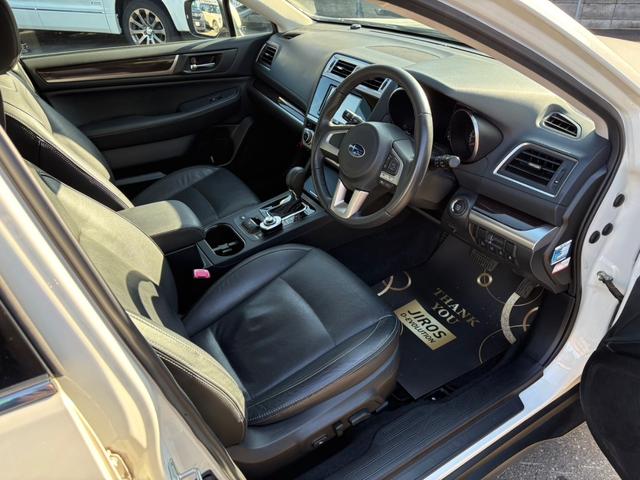 レガシィアウトバック ベースグレード　・ワンオーナー・レザーシート・夏冬タイヤ付き・純正ナビ・フルセグＴＶ・バックカメラ・衝突軽減ブレーキ・クルーズコントロール・Ｂｌｕｅｔｏｏｔｈ・パドルシフト・パワーシート・シートヒーター・ＥＴＣ（6枚目）