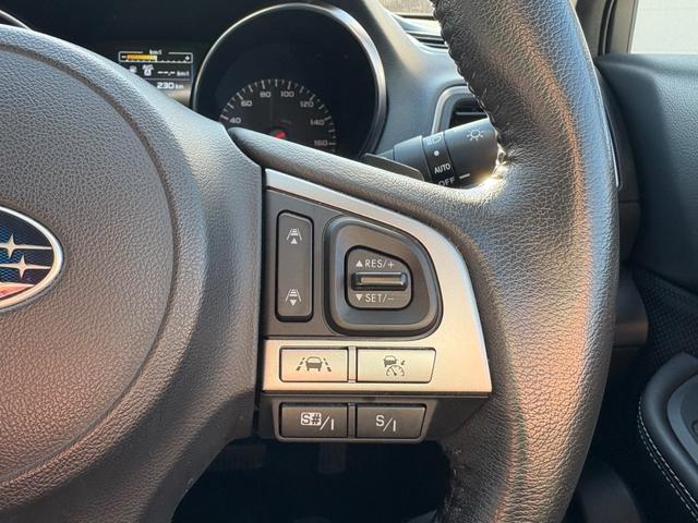 レガシィアウトバック ベースグレード　・ワンオーナー・レザーシート・夏冬タイヤ付き・純正ナビ・フルセグＴＶ・バックカメラ・衝突軽減ブレーキ・クルーズコントロール・Ｂｌｕｅｔｏｏｔｈ・パドルシフト・パワーシート・シートヒーター・ＥＴＣ（11枚目）