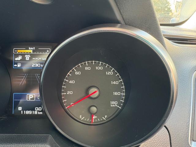 レガシィアウトバック ベースグレード　・ワンオーナー・レザーシート・夏冬タイヤ付き・純正ナビ・フルセグＴＶ・バックカメラ・衝突軽減ブレーキ・クルーズコントロール・Ｂｌｕｅｔｏｏｔｈ・パドルシフト・パワーシート・シートヒーター・ＥＴＣ（28枚目）