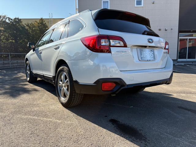 レガシィアウトバック ベースグレード　・ワンオーナー・レザーシート・夏冬タイヤ付き・純正ナビ・フルセグＴＶ・バックカメラ・衝突軽減ブレーキ・クルーズコントロール・Ｂｌｕｅｔｏｏｔｈ・パドルシフト・パワーシート・シートヒーター・ＥＴＣ（34枚目）