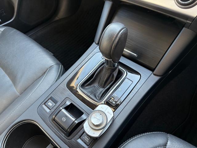 レガシィアウトバック ベースグレード　・ワンオーナー・レザーシート・夏冬タイヤ付き・純正ナビ・フルセグＴＶ・バックカメラ・衝突軽減ブレーキ・クルーズコントロール・Ｂｌｕｅｔｏｏｔｈ・パドルシフト・パワーシート・シートヒーター・ＥＴＣ（50枚目）