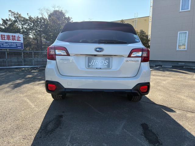 レガシィアウトバック ベースグレード　・ワンオーナー・レザーシート・夏冬タイヤ付き・純正ナビ・フルセグＴＶ・バックカメラ・衝突軽減ブレーキ・クルーズコントロール・Ｂｌｕｅｔｏｏｔｈ・パドルシフト・パワーシート・シートヒーター・ＥＴＣ（61枚目）