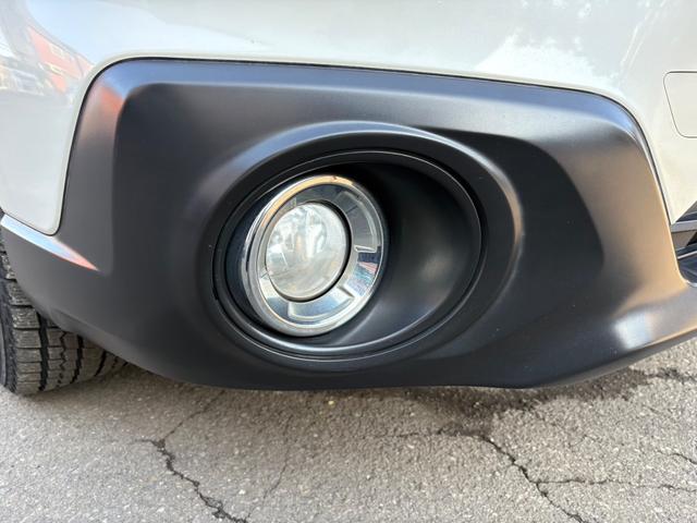 レガシィアウトバック ベースグレード　・ワンオーナー・レザーシート・夏冬タイヤ付き・純正ナビ・フルセグＴＶ・バックカメラ・衝突軽減ブレーキ・クルーズコントロール・Ｂｌｕｅｔｏｏｔｈ・パドルシフト・パワーシート・シートヒーター・ＥＴＣ（74枚目）