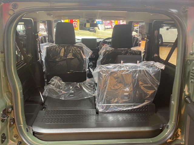 ジムニー ＸＣ　４ＷＤ　届出済未使用車　衝突軽減装置　オートライト　プッシュスタートボタン　ＬＥＤヘッドライト　アイドリングストップ　シートヒーター　オートエアコン　レーンアシスト　１６インチアルミホイール（16枚目）