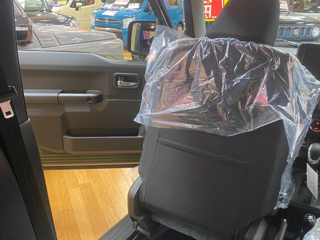 ジムニー ＸＣ　４ＷＤ　届出済未使用車　衝突軽減装置　オートライト　プッシュスタートボタン　ＬＥＤヘッドライト　アイドリングストップ　シートヒーター　オートエアコン　レーンアシスト　１６インチアルミホイール（71枚目）