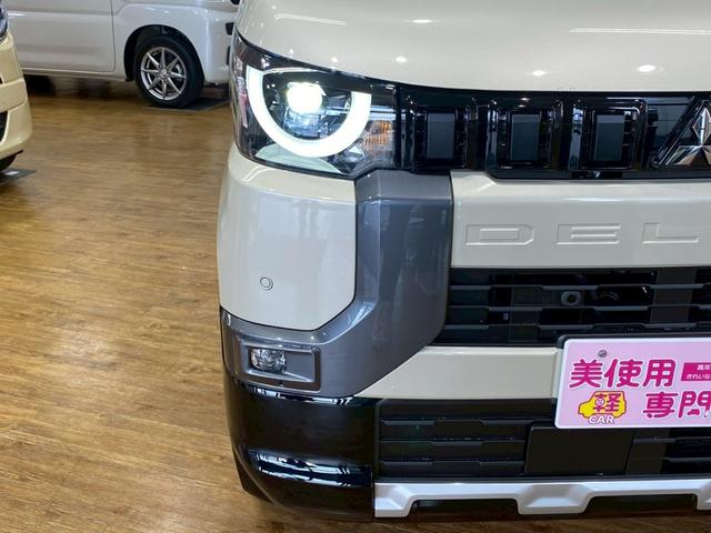 デリカミニ Ｔ　プレミアム　４ＷＤ　ターボ　アダプティクルーズコントロール　ヒルディセントコントロール　障害物センサー　レーンキープアシスト　アクセル踏み間違い防止装置　バックカメラ　オートマチックハイビーム　盗難防止装置（18枚目）
