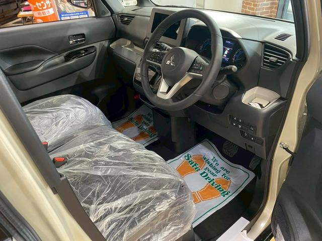 デリカミニ Ｔ　プレミアム　４ＷＤ　ターボ　アダプティクルーズコントロール　ヒルディセントコントロール　障害物センサー　レーンキープアシスト　アクセル踏み間違い防止装置　バックカメラ　オートマチックハイビーム　盗難防止装置（19枚目）
