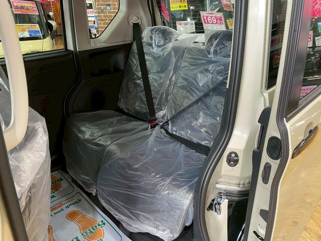デリカミニ Ｔ　プレミアム　４ＷＤ　ターボ　アダプティクルーズコントロール　ヒルディセントコントロール　障害物センサー　レーンキープアシスト　アクセル踏み間違い防止装置　バックカメラ　オートマチックハイビーム　盗難防止装置（24枚目）