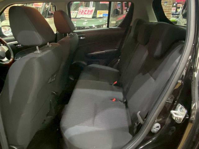 スイフト ＸＧ－ＤＪＥ　４ＷＤ　社外ナビゲーション　スマートキー　プッシュスタート　アイドリングストップ　運転席・助手席シートヒーター　電動格納ミラー　盗難防止システム　衝突安全ボディ　オートエアコン　バニティミラー（18枚目）