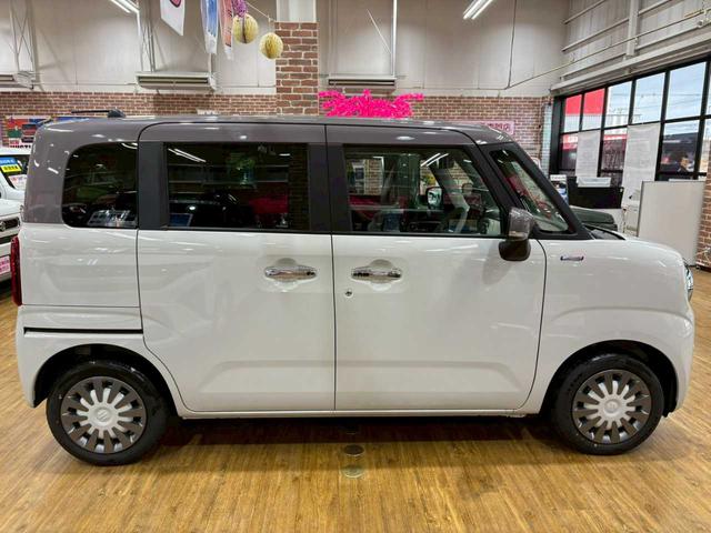 ワゴンＲスマイル ハイブリッドＸ　４ＷＤ　運転席・助手席パワースライドドア　レーンキープアシスト　障害物センサー　アクセル踏み間違い防止装置　オートマチックハイビーム　盗難防止装置　運転席・助手席シートヒーター　スマートキー　ＡＢＳ（5枚目）