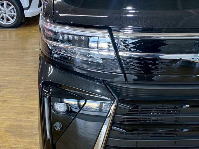 タント カスタムＲＳ　４ＷＤ　両側電動スライドドア　バックカメラ　衝突被害軽減ブレーキ　　レーンキープアシスト　横滑り防止装置　運転席・助手席シートヒーター　障害物センサー　オートマチックハイビーム（12枚目）