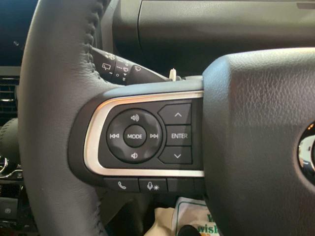 タント カスタムＲＳ　４ＷＤ　両側電動スライドドア　バックカメラ　衝突被害軽減ブレーキ　　レーンキープアシスト　横滑り防止装置　運転席・助手席シートヒーター　障害物センサー　オートマチックハイビーム（31枚目）