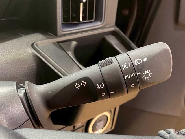 タント カスタムＲＳ　４ＷＤ　両側電動スライドドア　バックカメラ　衝突被害軽減ブレーキ　　レーンキープアシスト　横滑り防止装置　運転席・助手席シートヒーター　障害物センサー　オートマチックハイビーム（33枚目）