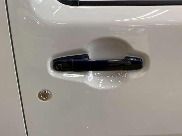 ハスラー タフワイルド　４ＷＤ　アダプティクルーズコントロール　ヒルディセントコントロール　障害物センサー　レーンキープアシスト　アイドリングストップ　オートマチックハイビーム　盗難防止装置　アクセル踏み間違い防止装置（15枚目）