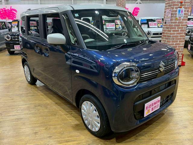 ワゴンＲスマイル ハイブリッドＳ　２トーンルーフパッケージ装着車　４ＷＤ　全方位カメラ付きナビ　ＤＶＤ・ＣＤ　助手席側電動スライドドア　アイドリングストップ　両席シートヒーター　スマートキー　プッシュスタート　オートライトシステム（4枚目）