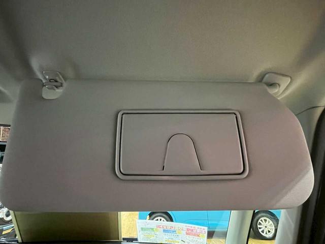 ワゴンＲスマイル ハイブリッドＳ　２トーンルーフパッケージ装着車　４ＷＤ　全方位カメラ付きナビ　ＤＶＤ・ＣＤ　助手席側電動スライドドア　アイドリングストップ　両席シートヒーター　スマートキー　プッシュスタート　オートライトシステム（45枚目）