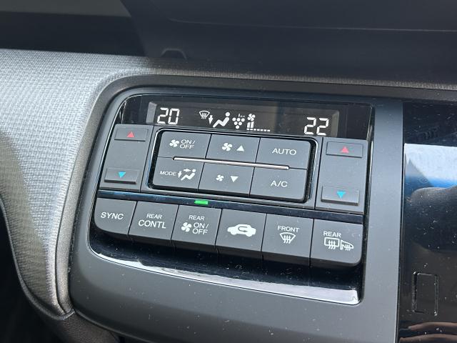 ステップワゴンスパーダ スパーダホンダセンシング　車検整備付　純正９インチナビ　ドラレコ　フルセグ　リアカメラ　ＥＴＣ（14枚目）