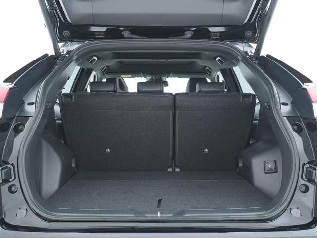 エクリプスクロスPHEV P 電気温水式ヒーター 電動サンルーフ ルーフレール スカッフプレート マルチアラウンドモニター電動シート 純正スマホ連携ナビ 1500W給電 ヘッドアップディスプレイ(11枚目)