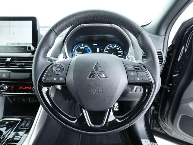 エクリプスクロスPHEV P 電気温水式ヒーター 電動サンルーフ ルーフレール スカッフプレート マルチアラウンドモニター電動シート 純正スマホ連携ナビ 1500W給電 ヘッドアップディスプレイ(16枚目)