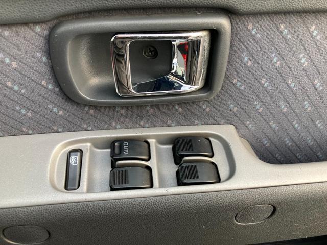 アトレーワゴン カスタムターボＲＳ　４ＷＤ・電動格納ミラー・ＨＩＤヘットライト・塩害塗装済・純正１３インチアルミホイール・スタットレスタイヤ（33枚目）